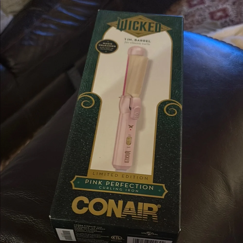 Pink Perfection Curling Iron - Picture 1 of 3